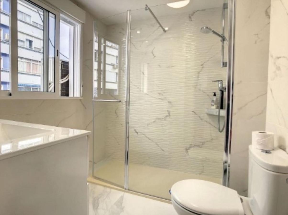 Urban&Vacay! Suite - Torremolinos City Centre Екстер'єр фото